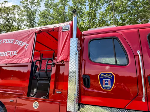 Rescue exterior view, photo 63 of 99